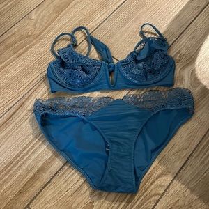 FOR LOVE & LEMONS BIKINI SET